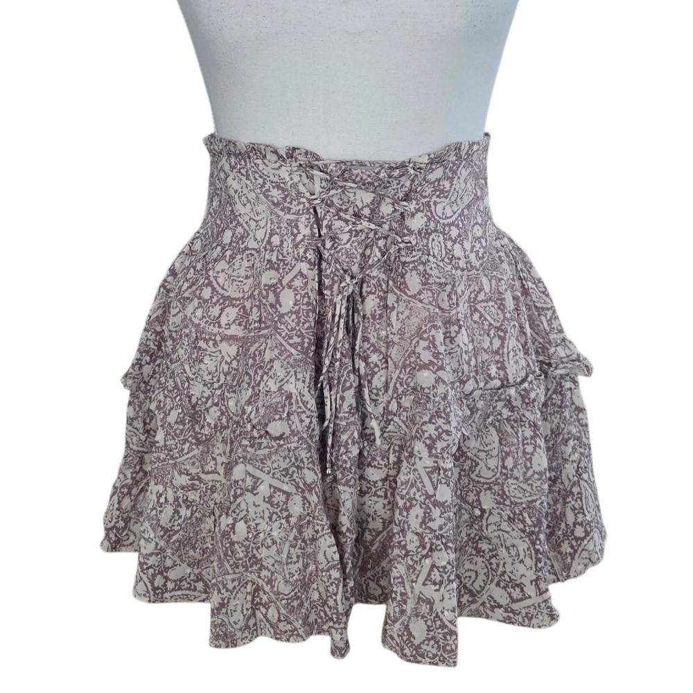 Elegant Patterned Lace-Up Mini Skirt